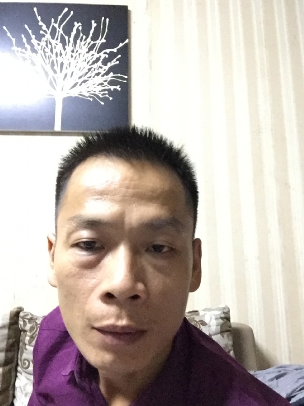 alongzhe的第一张照片--南充相亲服务中心