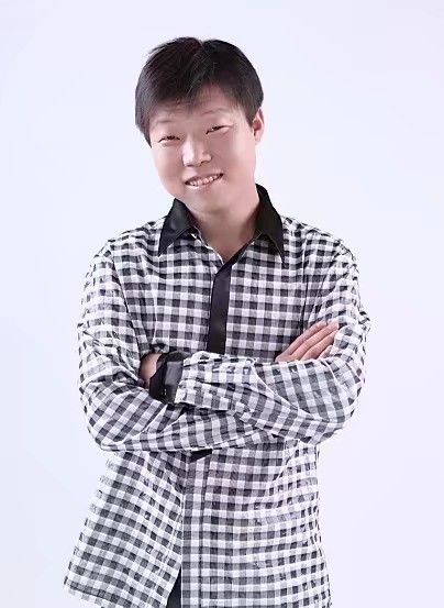 碧海升明月的第一张照片--南充相亲服务中心