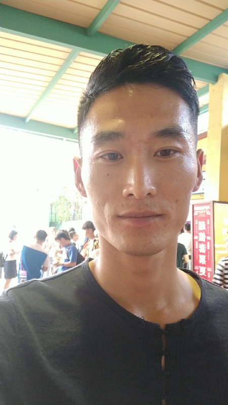 难得糊涂的第一张照片--南充相亲服务中心