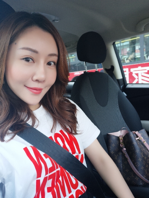 娜娜的第二张照片--南充相亲服务中心