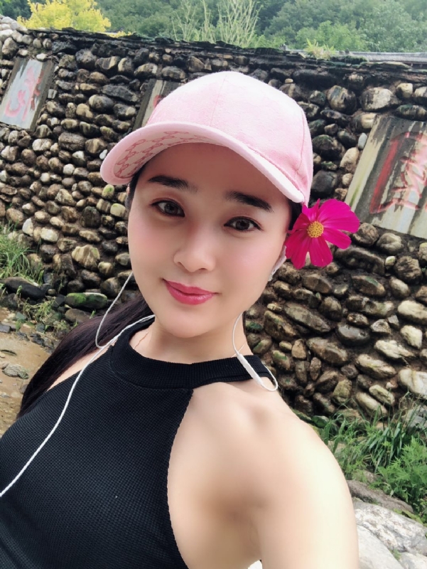 小白兔的大奶糖的第一张照片--南充相亲服务中心