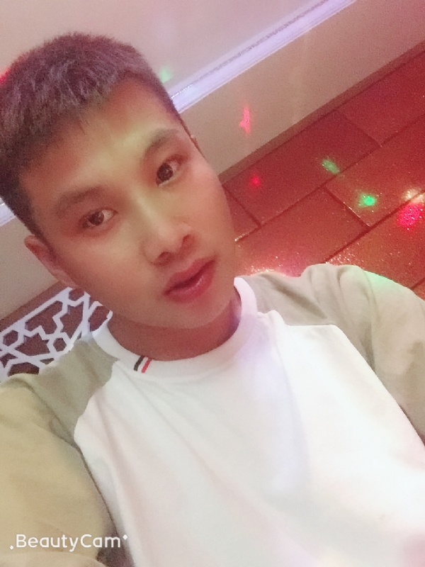 阿锋的第一张照片--南充相亲服务中心