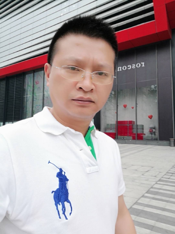 硬汉的第一张照片--南充相亲服务中心