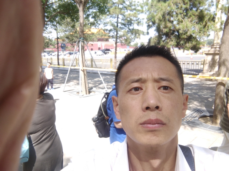 刘红兵的第一张照片--南充相亲服务中心
