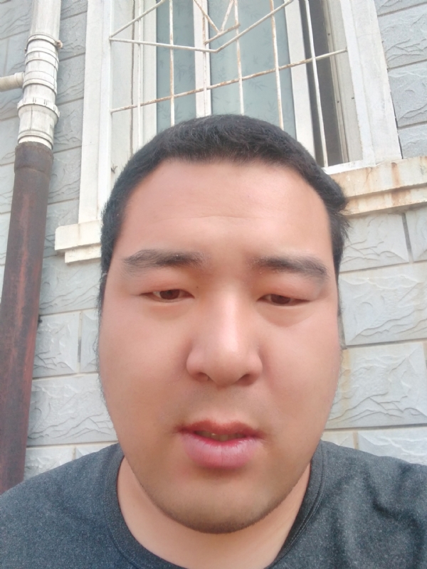 一羽垂天的第四张照片--南充相亲服务中心