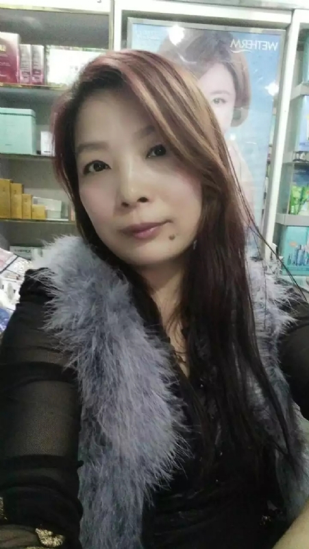 胡静的第一张照片--南充相亲服务中心