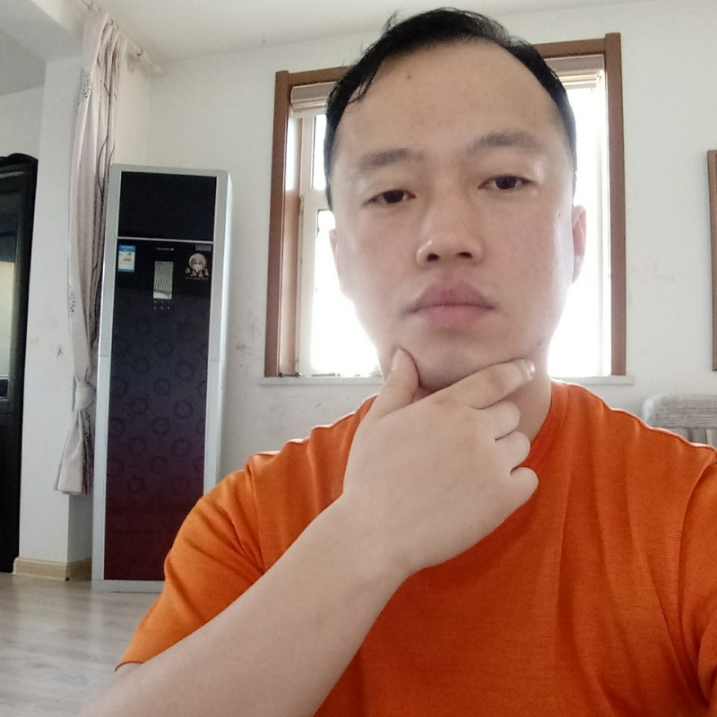 爱热闹的人的第一张照片--南充相亲服务中心