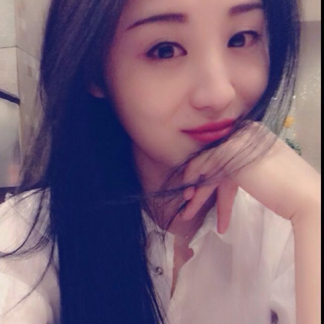 在水一方的第一张照片--南充相亲服务中心