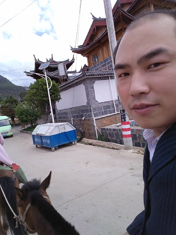 当代军人的第一张照片--南充相亲服务中心
