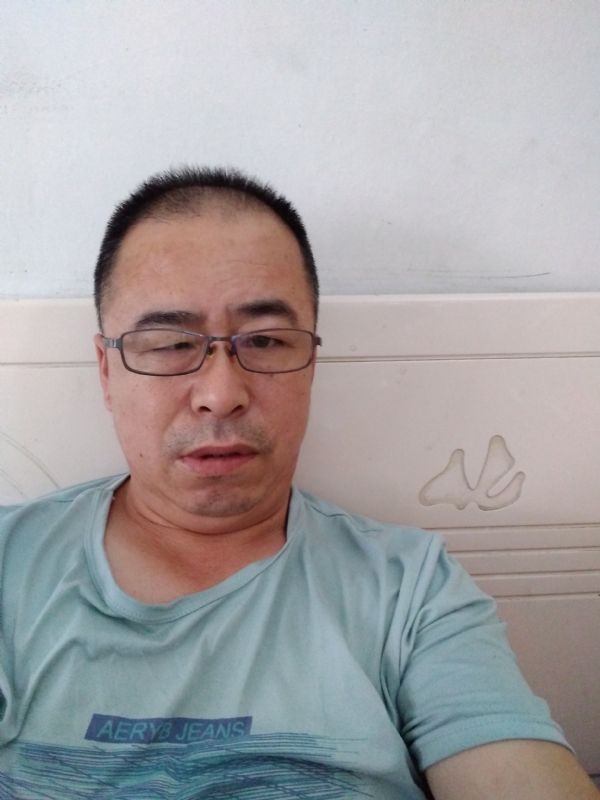 大叔的第一张照片--南充相亲服务中心