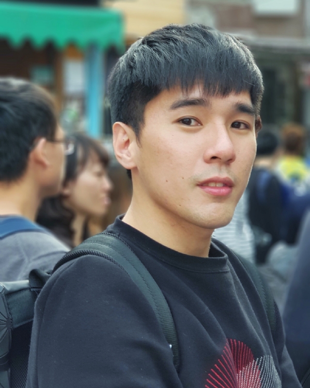 雨中孤独的第一张照片--南充相亲服务中心