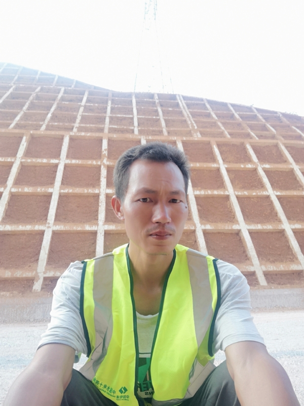 哥们的第一张照片--南充相亲服务中心