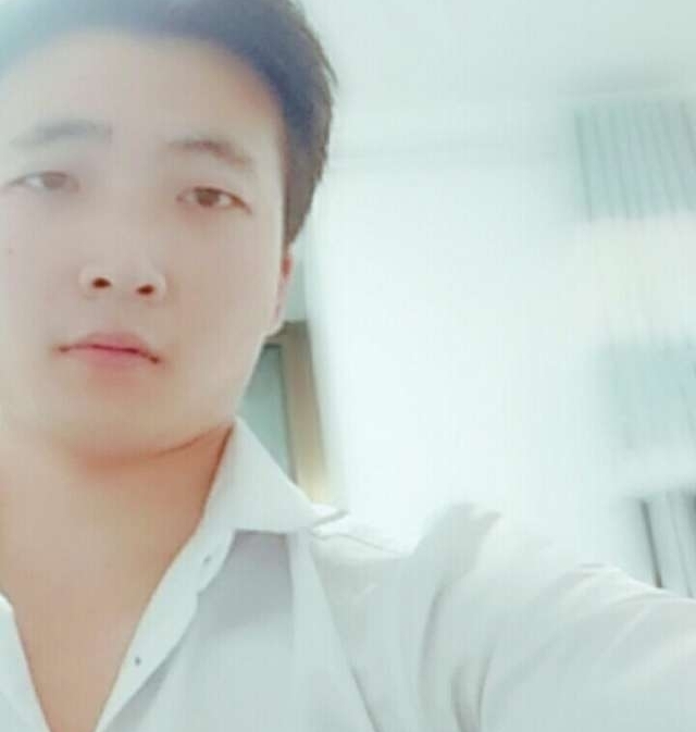 华英雄的第一张照片--南充相亲服务中心