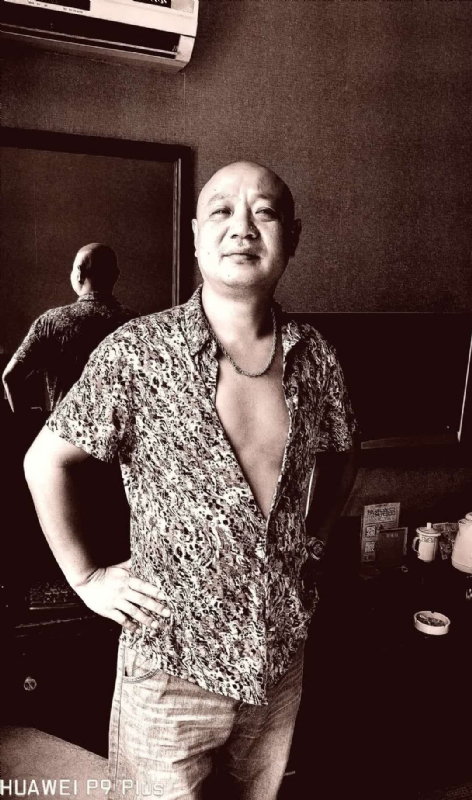 该谁是谁的第一张照片--南充相亲服务中心