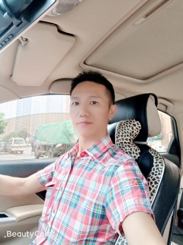 东方的第一张照片--南充相亲服务中心