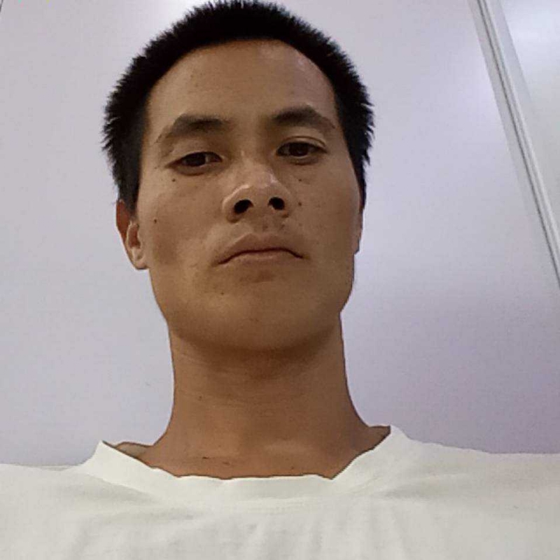 孤独的第一张照片--南充相亲服务中心
