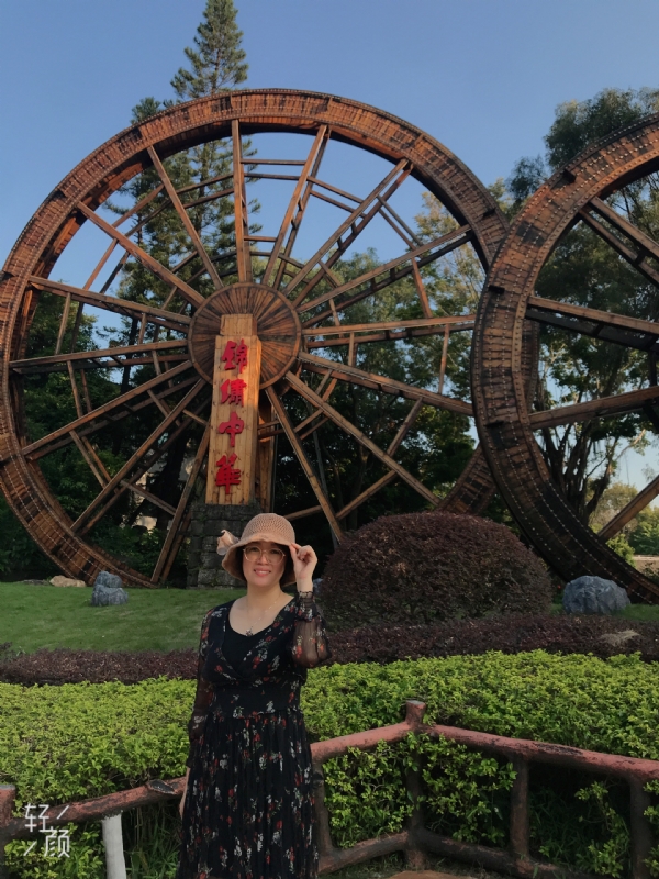 杏娅的第二张照片--南充相亲服务中心