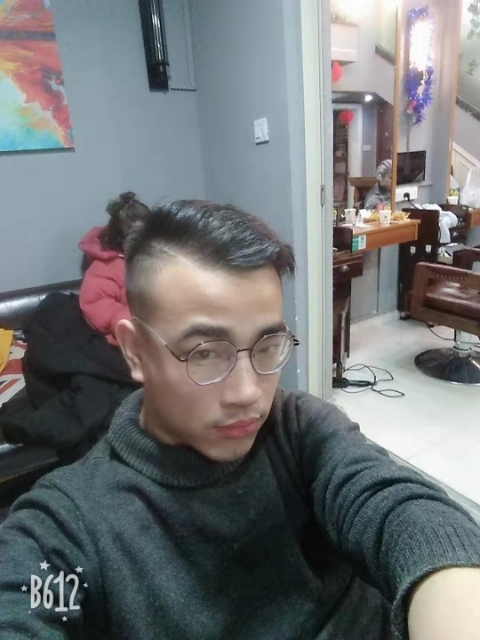 土豆的忧伤的第一张照片--南充相亲服务中心