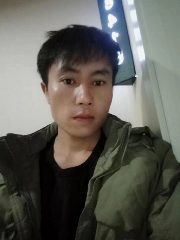 槑头槑脑的第一张照片--南充相亲服务中心