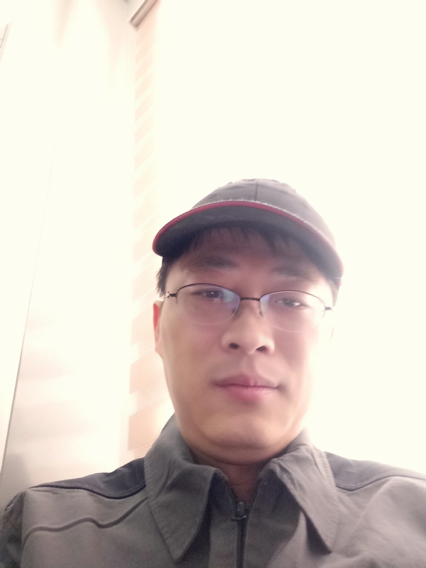 小马哥的第一张照片--南充相亲服务中心