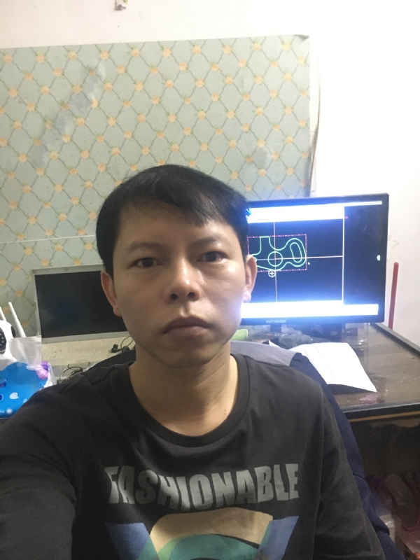 黄叶枫的第一张照片--南充相亲服务中心