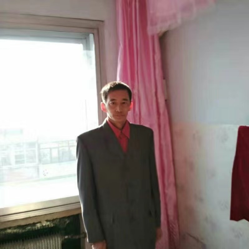 阳光明媚的第一张照片--南充相亲服务中心