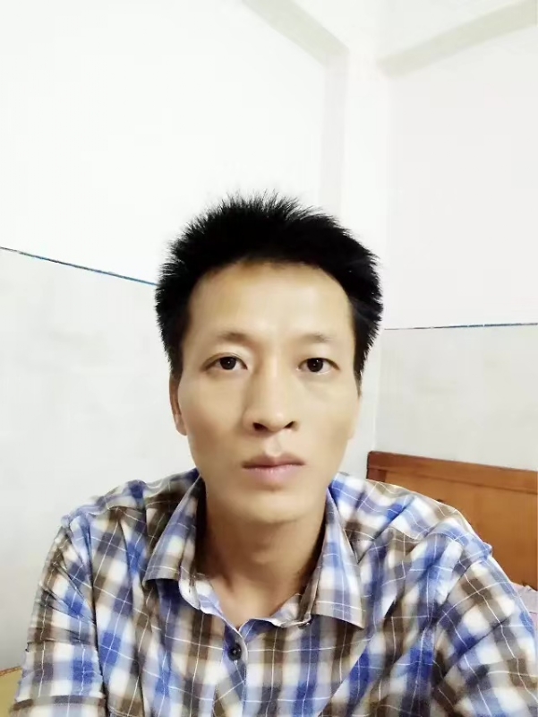 流年未亡的第一张照片--南充相亲服务中心