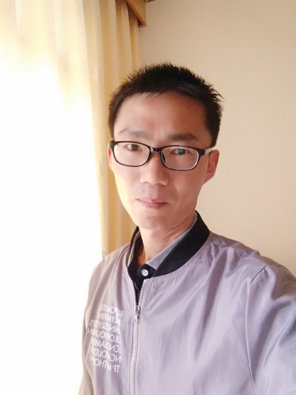平凡的风的第二张照片--南充相亲服务中心
