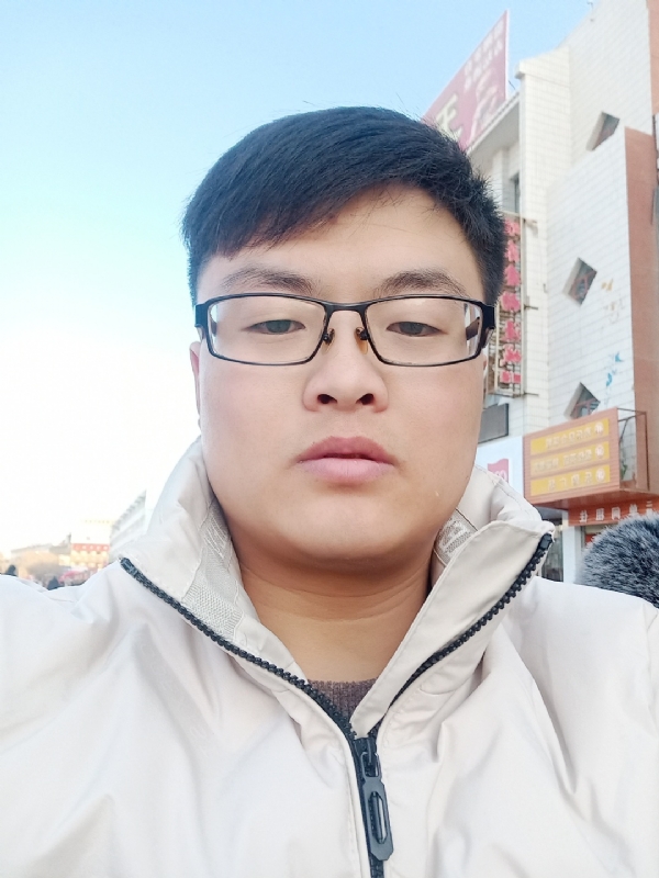 执子之手与子偕老的第一张照片--南充相亲服务中心