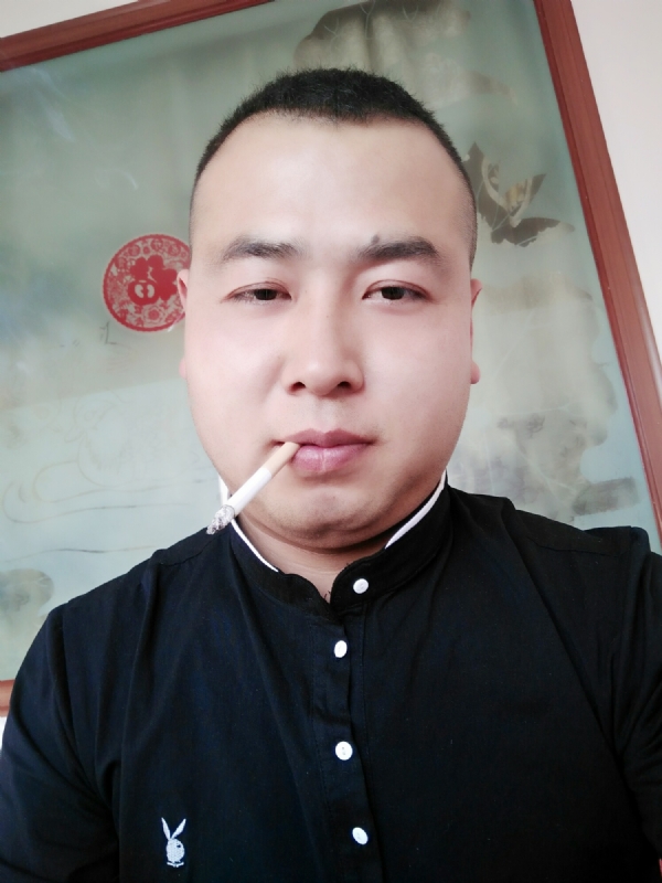 贰爺的第一张照片--南充相亲服务中心