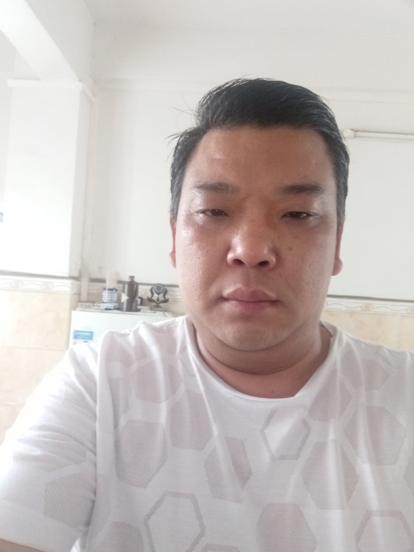 帅帅的第一张照片--南充相亲服务中心