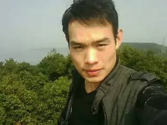 明镜的第一张照片--南充相亲服务中心