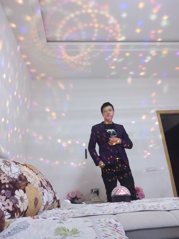 慕凡的第一张照片--南充相亲服务中心