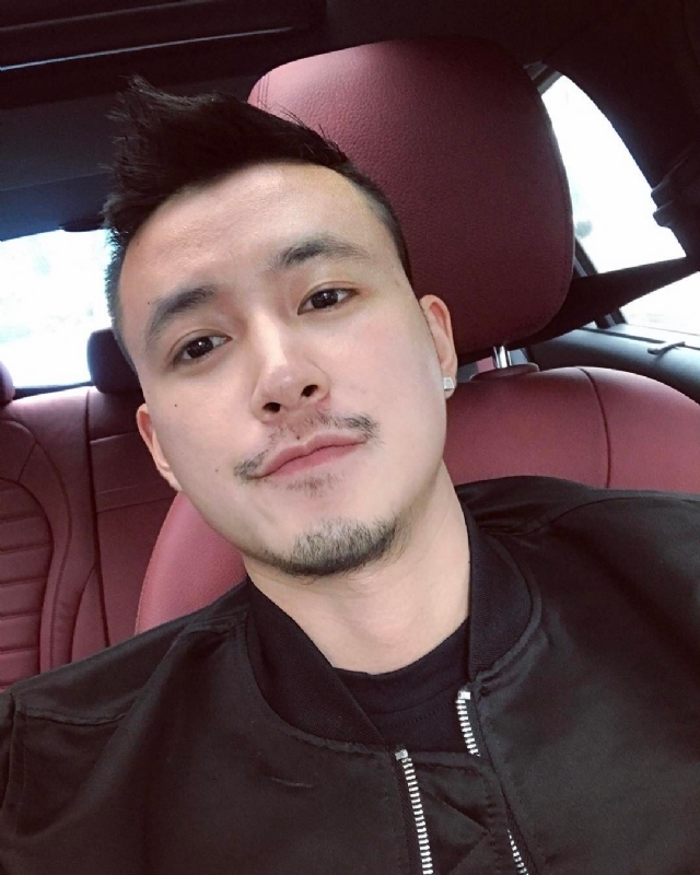 隆刘的第二张照片--南充相亲服务中心