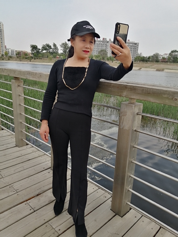 阳光你好的第四张照片--南充相亲服务中心