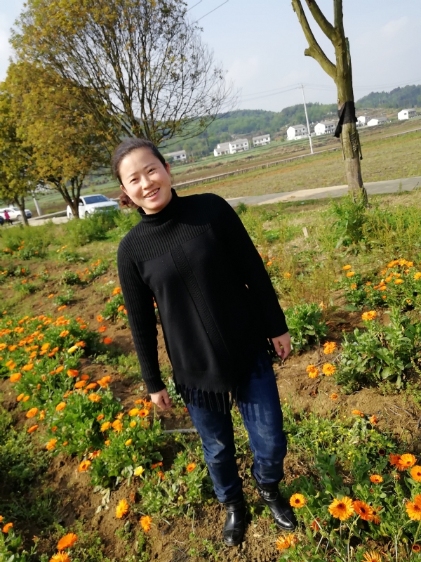 征婚女人的第四张照片--南充相亲服务中心