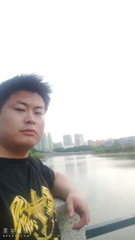 小海的第二张照片--南充相亲服务中心