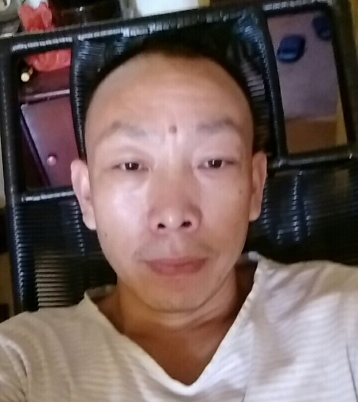 寻爱的第一张照片--南充相亲服务中心