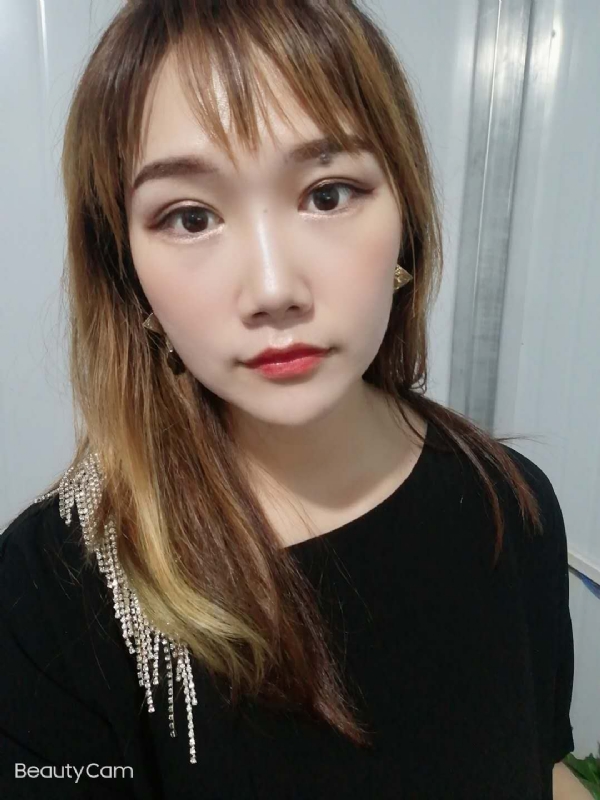 艾薇的第四张照片--南充相亲服务中心
