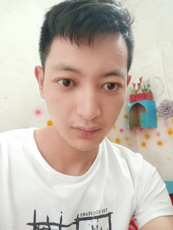笑对人生的第一张照片--南充相亲服务中心