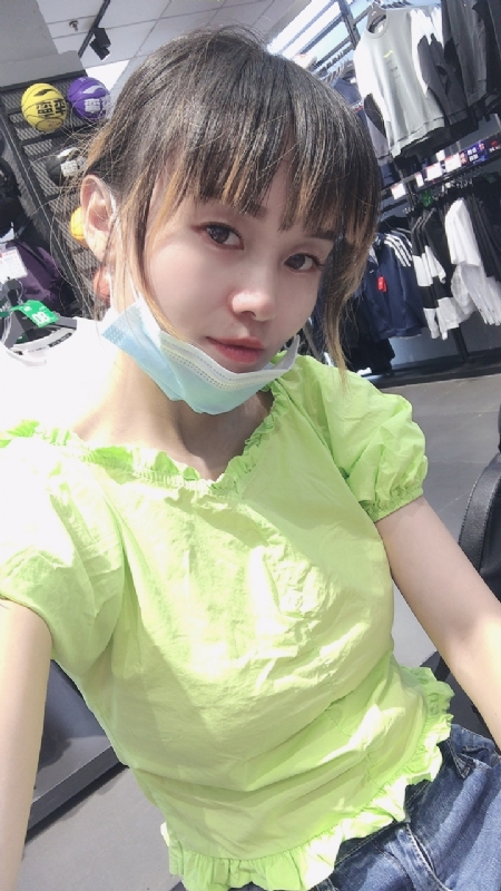 婀娜袅袅的第一张照片--南充相亲服务中心