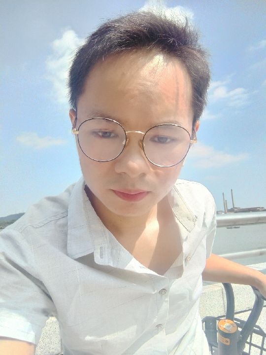 楠呐的第三张照片--南充相亲服务中心