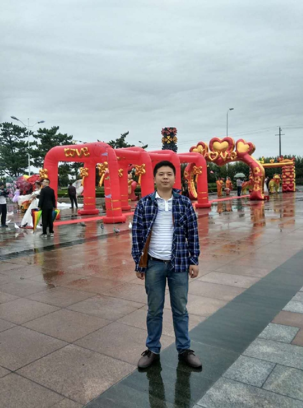在奋斗的第三张照片--南充相亲服务中心