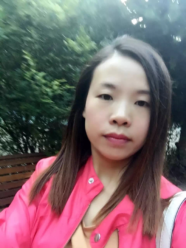 褪色的回忆的第一张照片--南充相亲服务中心