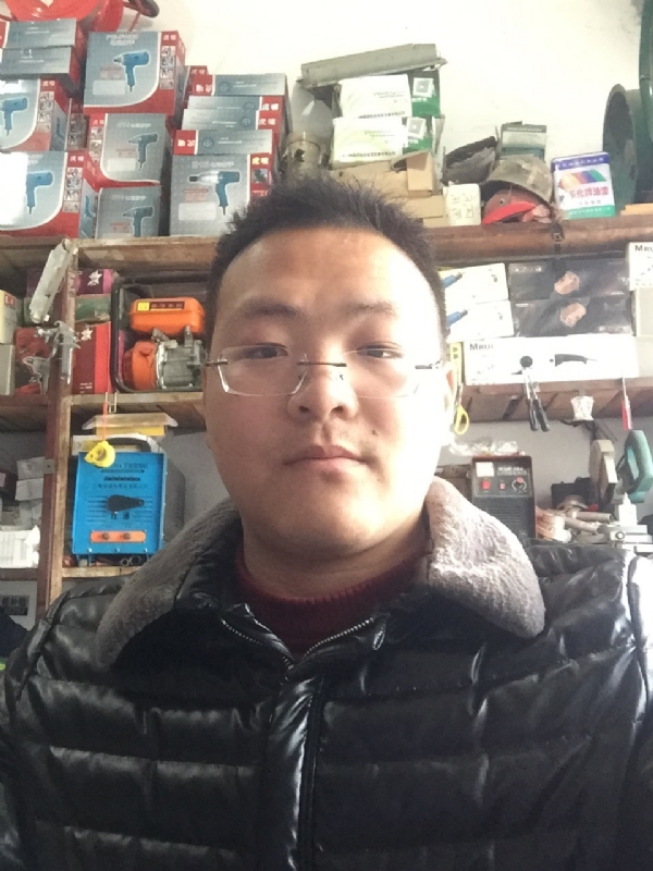 鼎福的第一张照片--南充相亲服务中心