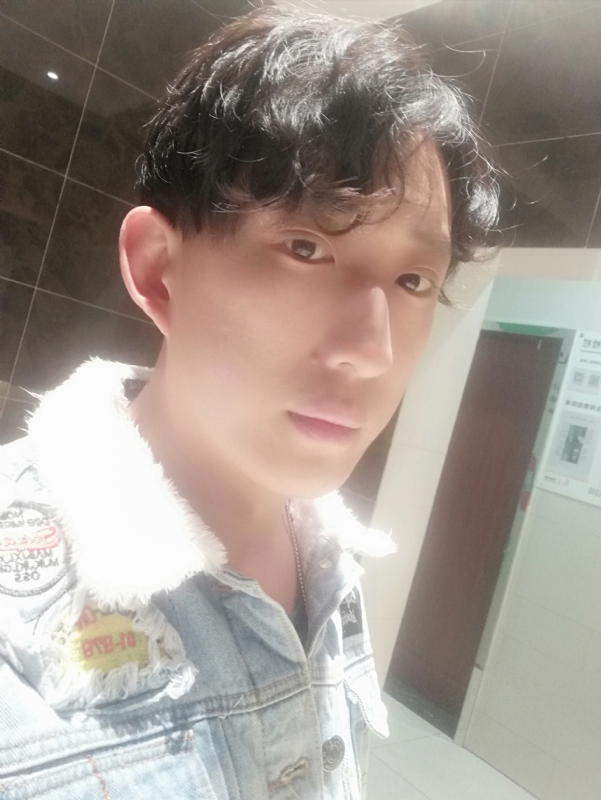 鲸落ii的第一张照片--南充相亲服务中心