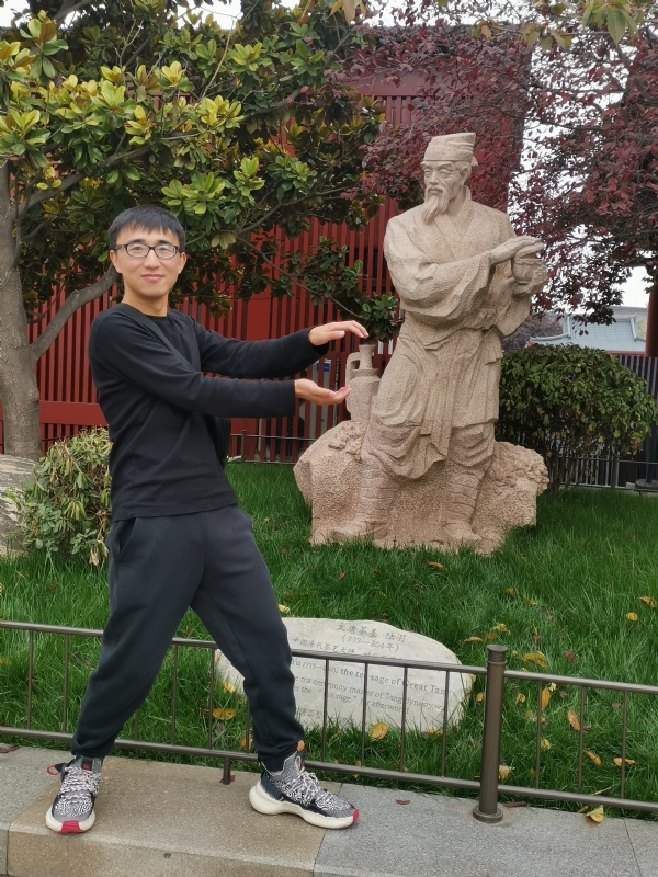 蜗牛壳的第一张照片--南充相亲服务中心
