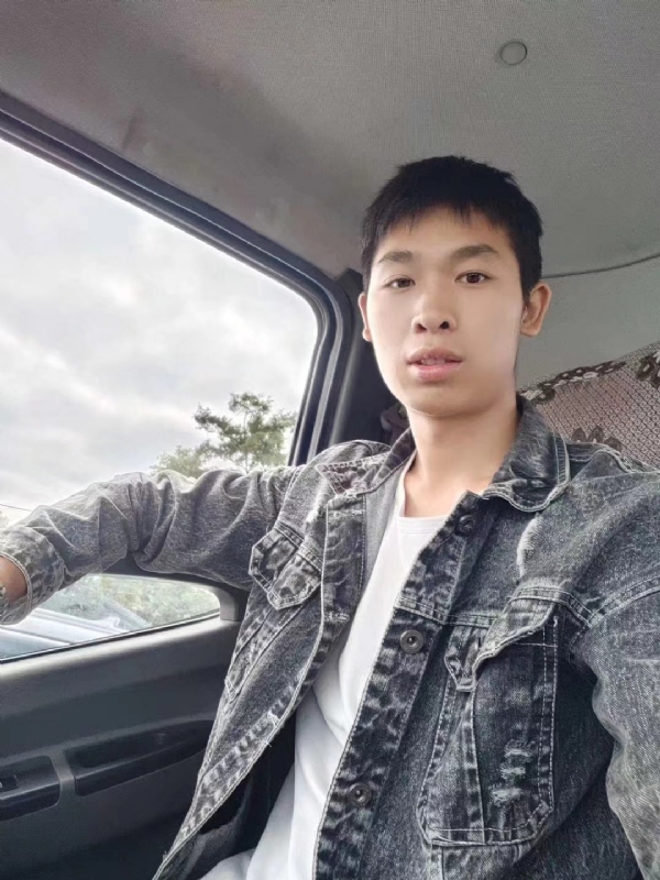 康康的第一张照片--南充相亲服务中心