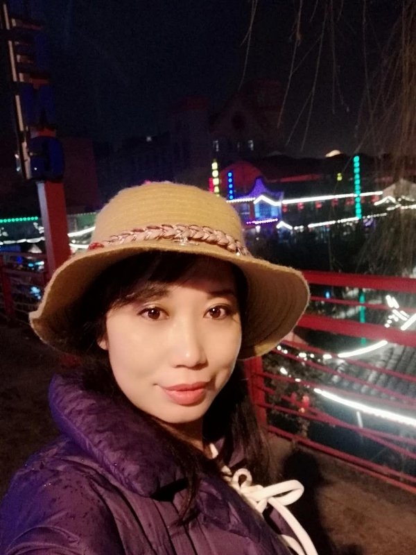 阳光明媚的第一张照片--南充相亲服务中心