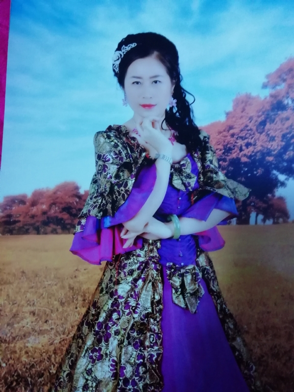 清水芙蓉的第一张照片--南充相亲服务中心